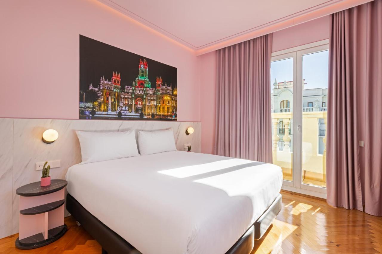 Ikonik Gran Via Hotell Madrid Exteriör bild